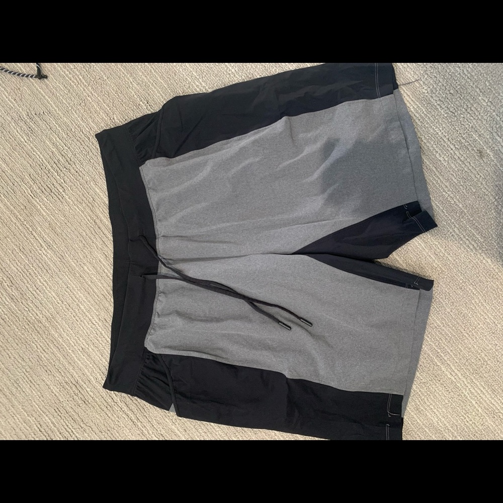 Lululemon Mens workout shorts